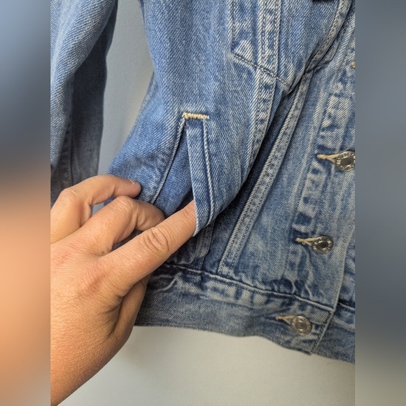 LEVI'S Women Jeans Jacket 100% Cotton Washed Blue Color With Pockets Crop XS - Picture 8 of 15